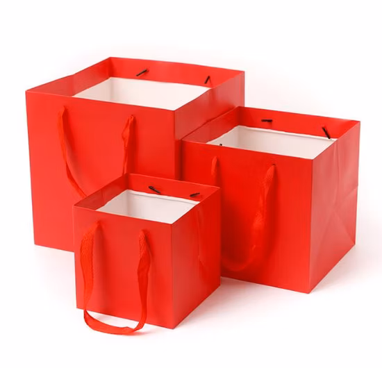 カスタム印刷されたジュエリーショッピング紙ギフトバッグ、ブロンズロゴ高級ギフト紙袋